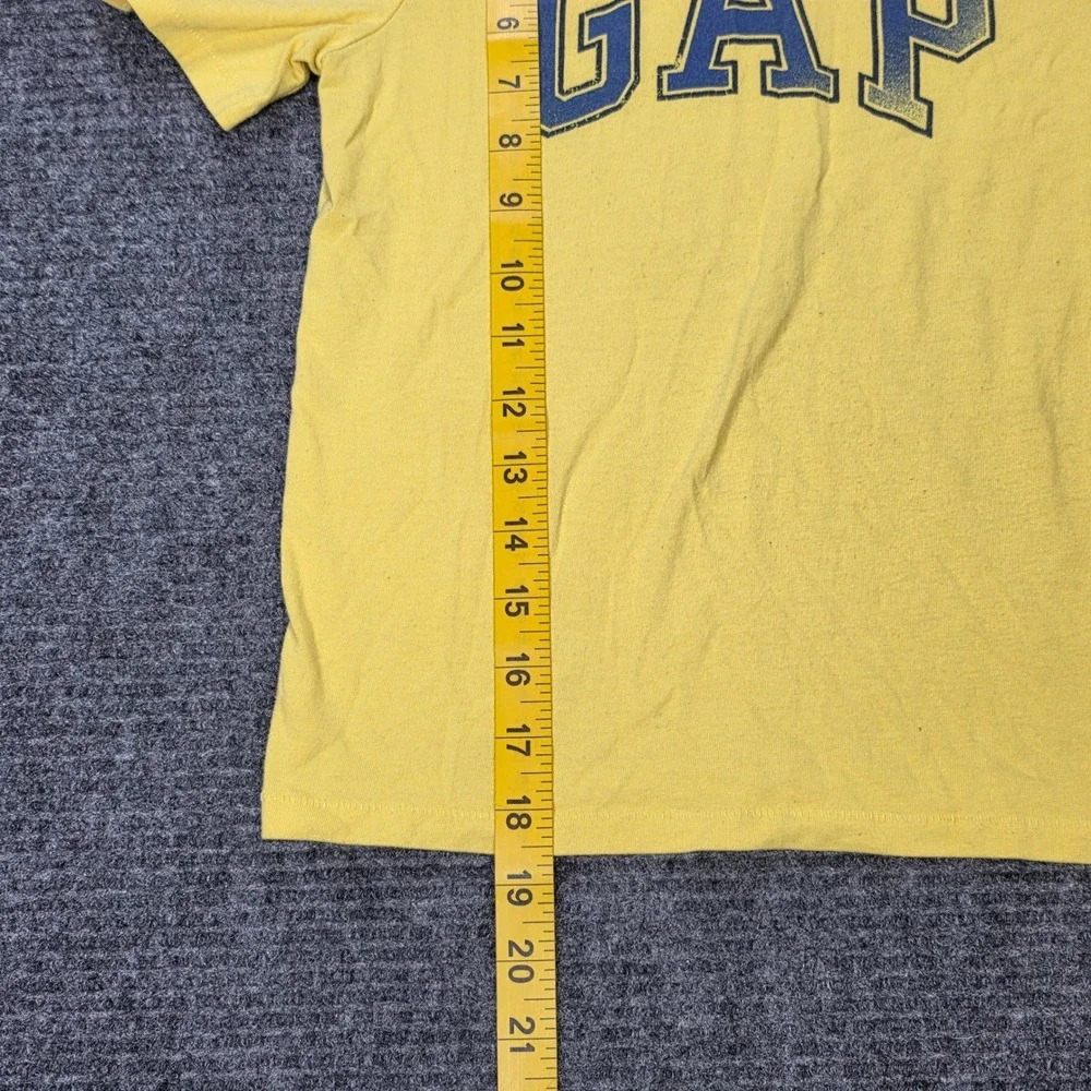 Gap Kids‎ Graphic Logo T-Shirt Boy's Size Small Yellow Short Sleeve Cotton Blend